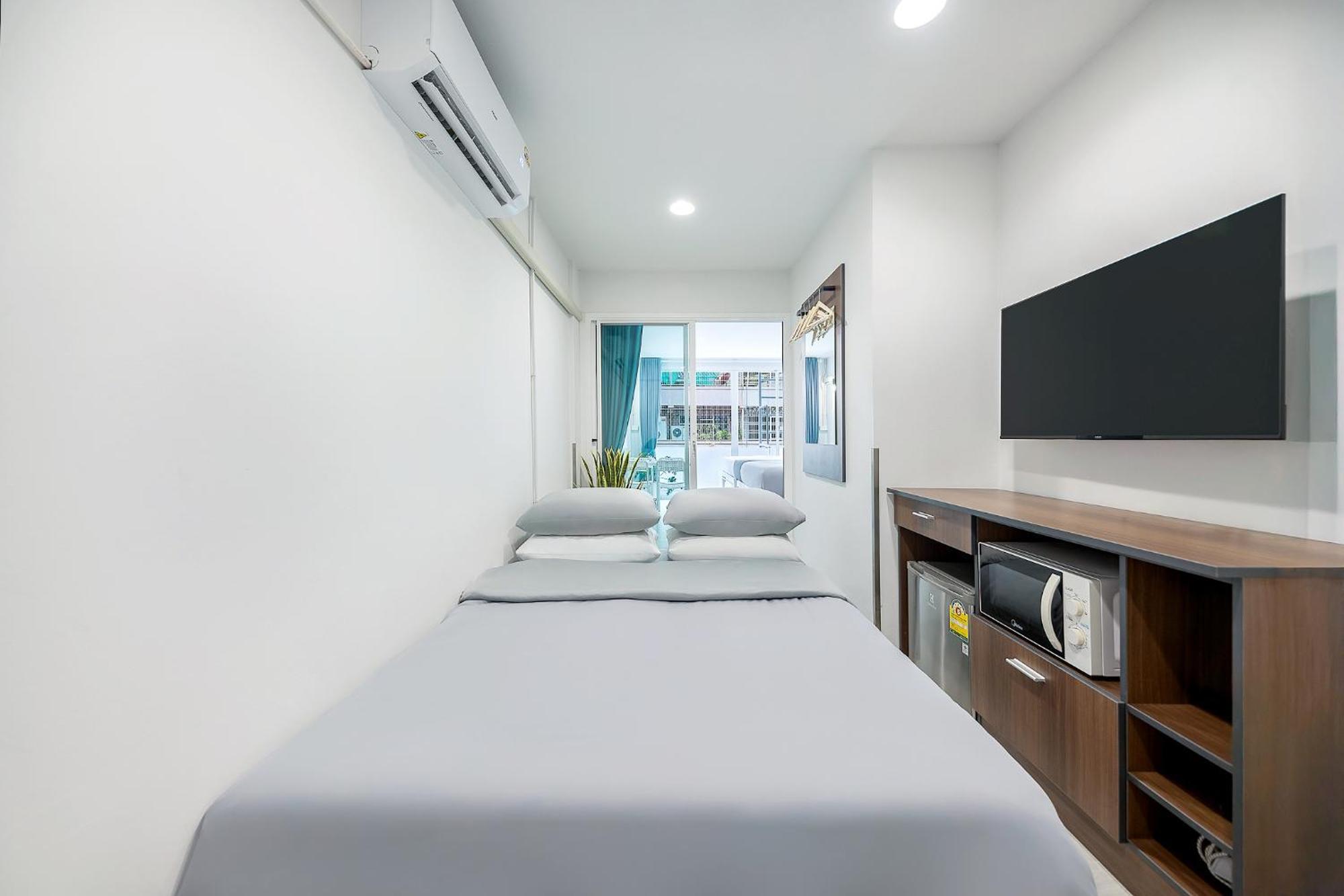 Platinum Premium Deluxe Apartments Bangkok Exterior foto